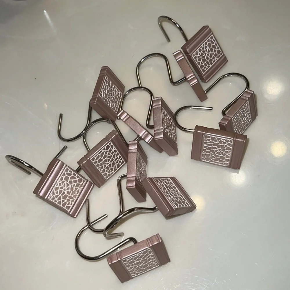Shower Curtain Hangers (12)